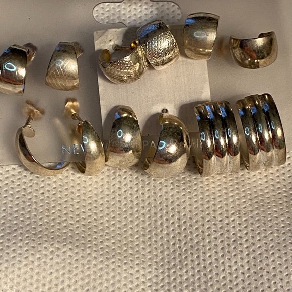 Vintage Jordache Set of NINE Hoop Earrings - NEW on Card - Picture 5 of 7